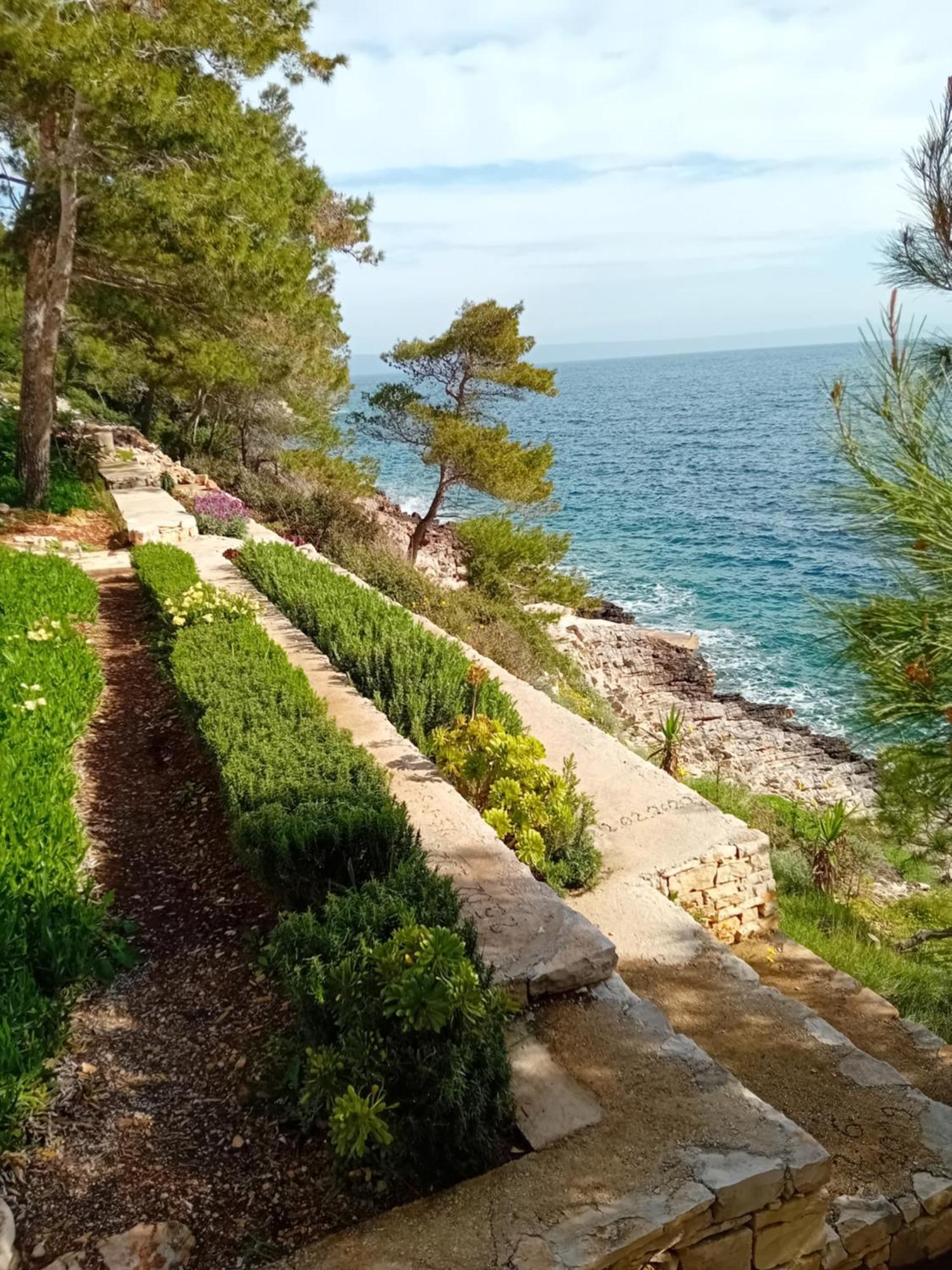 Modern Robinson Veli Bare Villa Vela Luka Exterior photo